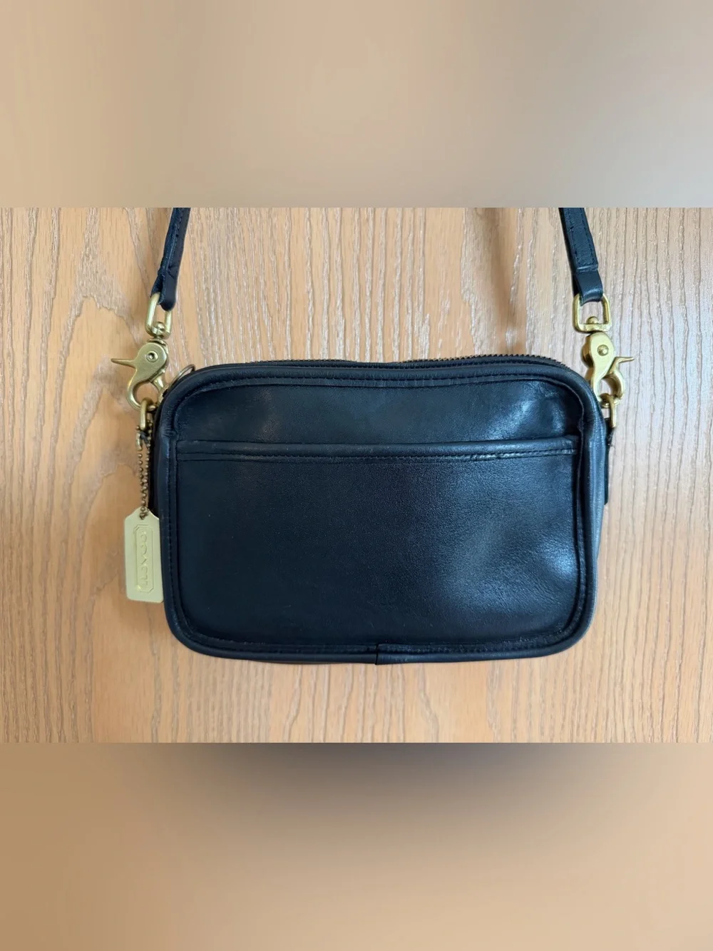 Authentic Vintage Coach 9925 Carnival Black Leather Crossbody Bag Gold Hardwear